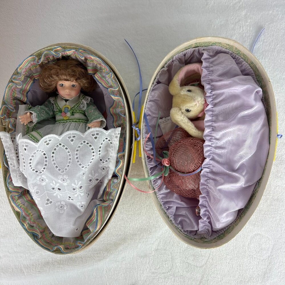 8" Robin Woods Easter Egg Doll Set Vintage 1992